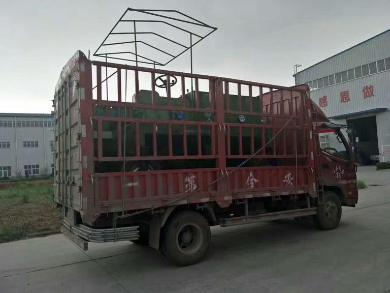 人元生物有機肥設(shè)備裝車組圖