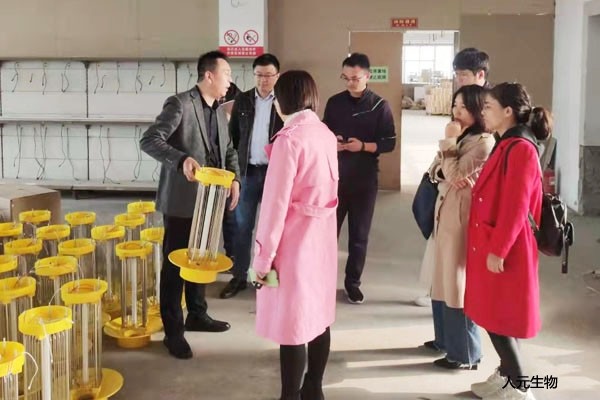 人元生物有機肥設(shè)備廠家歡迎河南理工大學鶴壁分院代表蒞臨公司交流合作圖片5